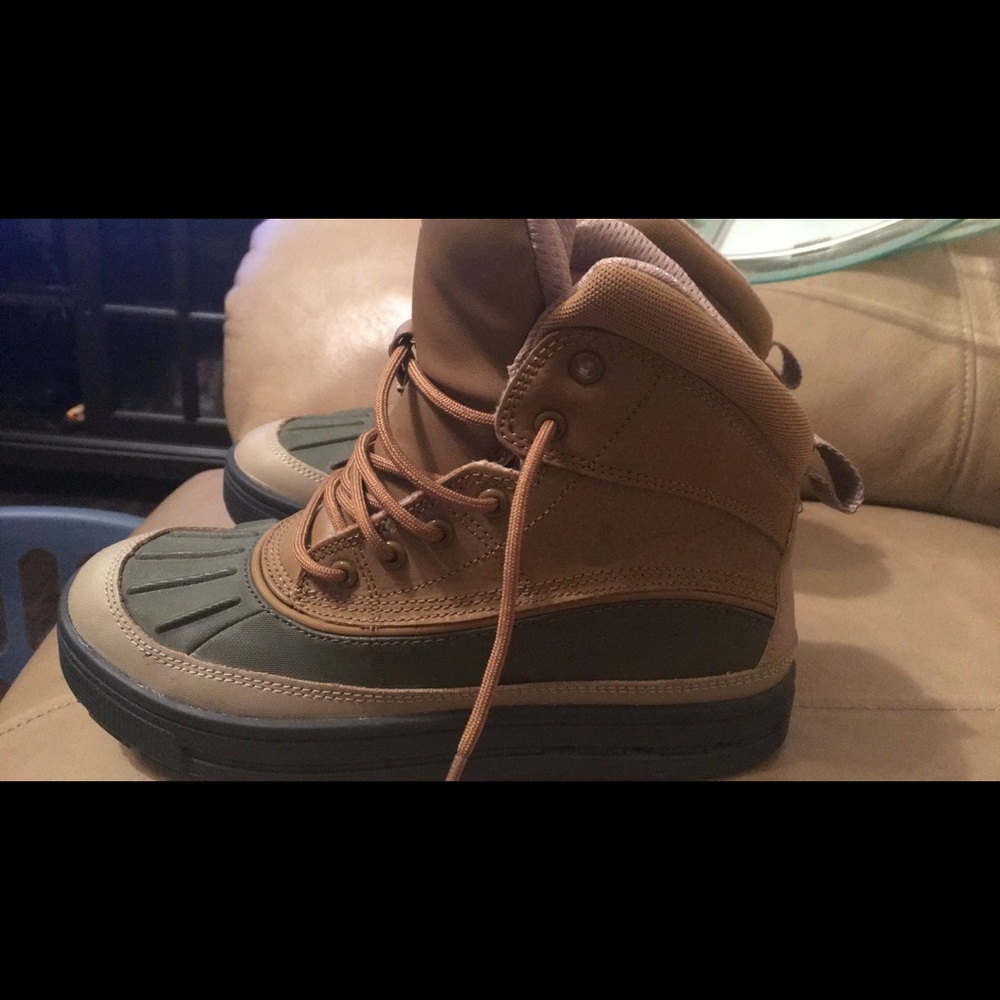ACG Nike boots for boys